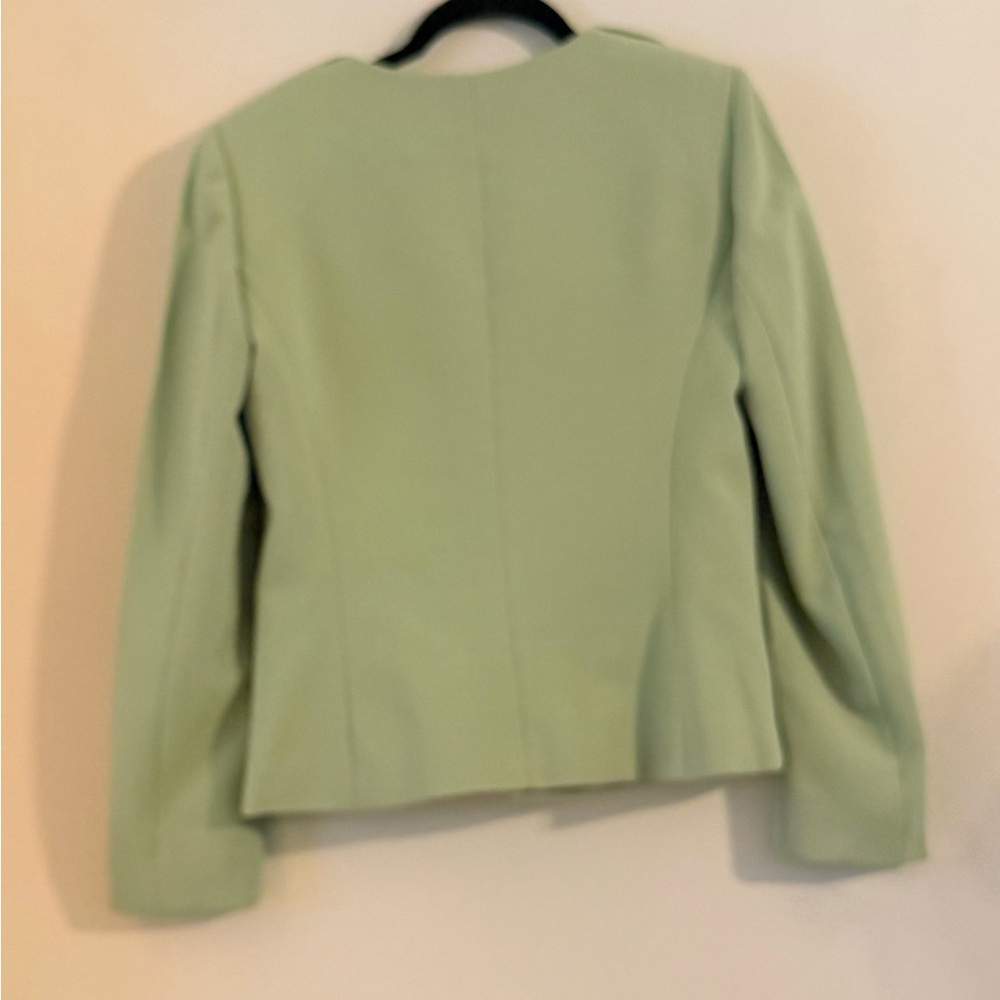 Tahari ASL Pistachio Green Skirt Set - Ruffle Jacket & Pencil Skirt - Picture 4 of 11